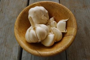 Bawang putih memiliki banyak khasiat kesehatan